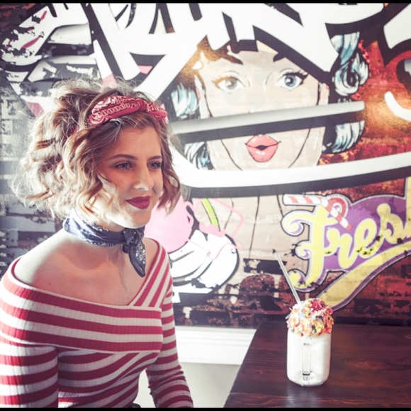 Meet your Posher, Ruby - Picture 6 of 8